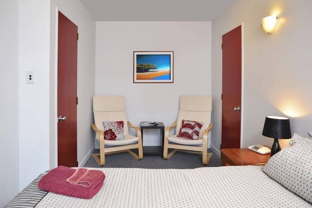 Anchor Down Bed & Breakfast Пиктон Экстерьер фото